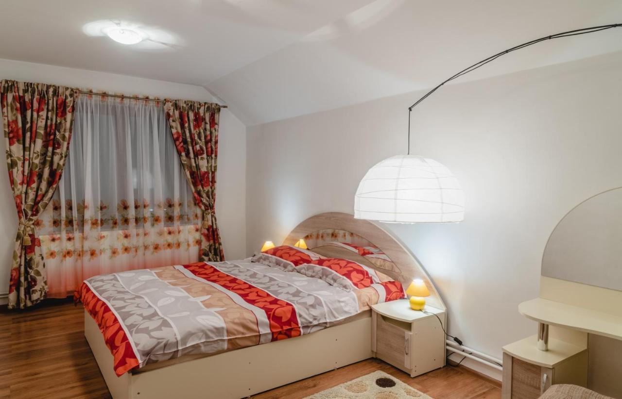 Smb Holiday Apartment บราชอฟ ภายนอก รูปภาพ